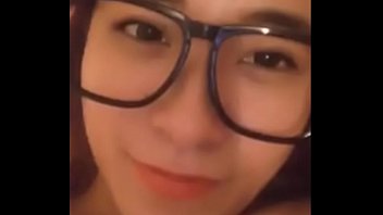 Chinese Cam Girl XiaoGui - Masturbation Show Wearing Glasses